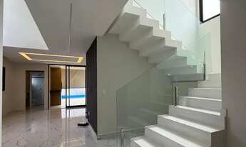 Imagem 5: Belíssima Casa 04 Suites Alto Padrão no Condomínio Monte Carlo