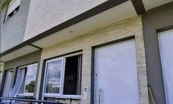 Imagem 2: Vendo Sobrado no Desvio Rizzo,entrada Conjunta