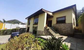 Imagem 2: Casa à venda e locação 5 Quartos, 4 Suites, 2500M², Castelanea, Petrópolis - RJ