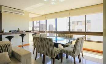 Imagem 5: Imóvel para venda possui 191 metros quadrados com 4 quartos em Rio Branco - Porto Alegre