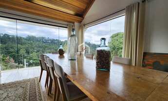 Imagem 4: Casa com 3 suítes no Alto da Boa Vista em Campos do Jordão