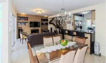 Imagem 2: Linda casa de condomínio de 3 dorms com suite e 3 vagas. Infra estrutura completa!!!!