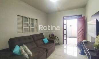 Imagem: Casa à venda, 3 quartos, 1 suíte, 3 vagas