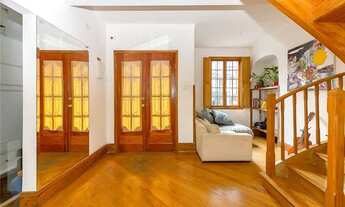 Imagem: Casa com 4 Dormitorio(s) localizado(a) no