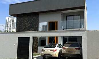 Imagem 3: Sobrado para venda tem 207 metros quadrados com 3 quartos em Jardim Atlântico - Goiânia