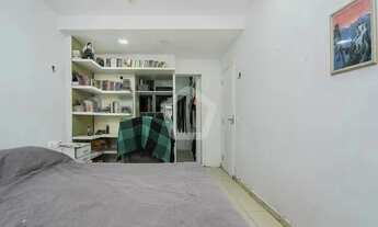 Imagem 7: Próximo ao metrô!