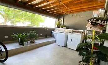 Imagem 7: Amplo e moderno sobrado à venda em São Caetano do Sul, com 4 dormitórios, sendo 1 suíte, e