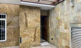 Imagem 2: Sobrado 3 dormitórios (1 suíte). 2 vagas cobertas. Residencial ou Comercial. Excelente loc