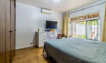 Imagem 5: Casa com 3 dormitórios, 4 vagas, quintal à 700 metros do metrô Saúde