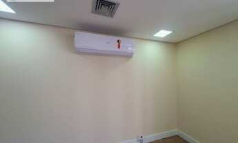 Imagem 6: Excelente sala comercial com 101m², muito bem localizada em frente do aeroporto de Congon