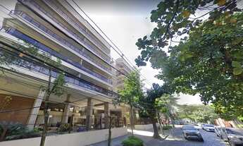 Imagem 3: Apartamento para venda possui 180 metros quadrados com 4 quartos