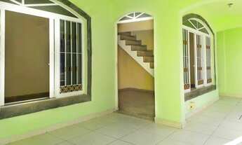 Imagem 5: Em Anchieta, excelente casa com varanda gourmet, quartos suítes, com espaço pra closet e