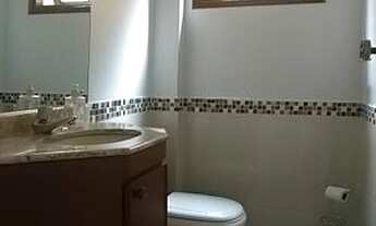 Imagem 6: Sobrado" Horto do Ipê "Estuda Permuta menor valor