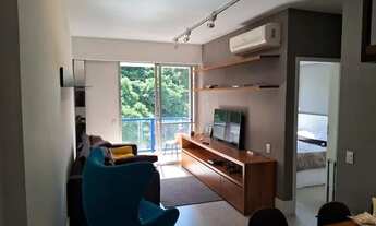 Imagem 4: Excelente imóvel reformado e mobiliado no Humaitá em condomínio com serviço e lazer