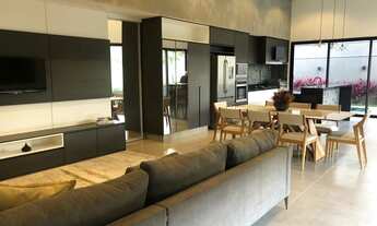 Imagem 5: Térrea para aluguel tem 240 metros quadrados com 3 quartos