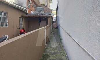 Imagem 3: Casa com quarto, cozinha e banheiro