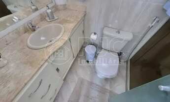 Imagem 4: Imóvel para venda possui 192 metros quadrados com 4 quartos em Tijuca - Rio de Janeiro - R