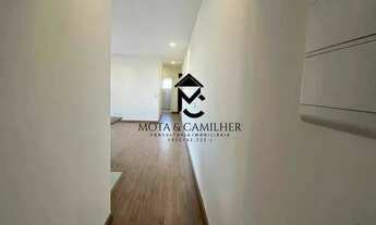 Imagem: Apartamento com sacada disponível para