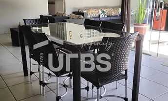 Imagem 4: Casa de Luxo com 300m² de area total de Conforto e Sofisticação