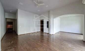 Imagem 3: Salão comercial a venda no Centro com 4 salas