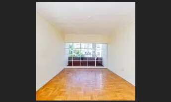 Imagem 2: Apartamento à venda possui 118 metros quadrados com 3 quartos em Bom Fim - Porto Alegre