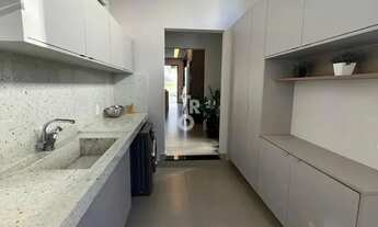 Imagem 6: CASA À VENDA 100% MOBILIADA | 386M² CONTRUÍDA | 4 SUITES | PISCINA AQUECIDA