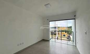 Imagem 4: Com aprox 85m², o imovel possui 02 amplos dormitórios, sala de estar e jantar conjugadas