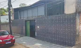 Imagem: 360 metros área construída, ideal para