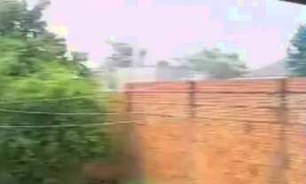 Imagem 2: Vendo essa casa ou troco