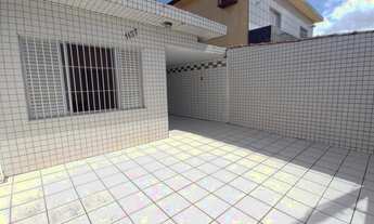 Imagem 2: Casa com 2 quartos no Bairro Boqueirão - Praia Grande - SP