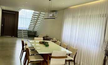 Imagem 2: Exclusividade!! Lindo Sobrado em Condomínio Fechado 3 Dorm (3 suítes) - Centro de Bertioga