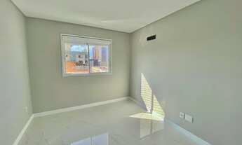 Imagem 6: No centro de Capão da Canoa! Ótima metragem e linda vista para o mar e serra! Edifício Nov