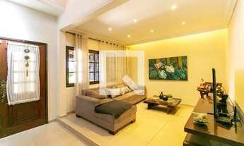 Imagem 2: Casa à Venda - Prado, 3 Quartos, 360 m2