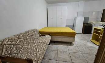 Imagem 3: Alugo Kitnet Kitnet com 1 banheiro