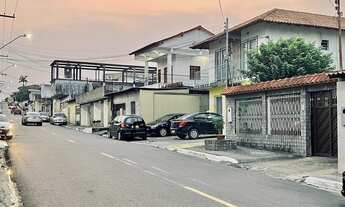 Imagem 6: Casa à venda com 4 quartos em Parque 10 de Novembro - Manaus AM