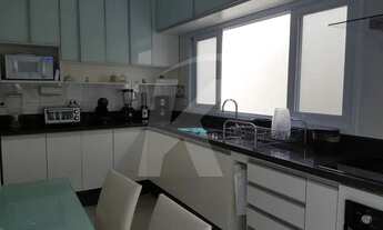 Imagem 4: Sobrado próximo ao centro comercial Vila Medeiros