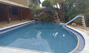 Imagem 3: Casa para aluguel e venda tem 553 metros quadrados com 5 quartos