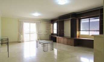 Imagem 2: APARTAMENTO no bairro Campestre com 260m², 3 quartos e 4 vagas