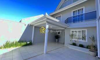 Imagem 2: Sobrado com 4 quartos á venda no Bairro Alto em Curitiba