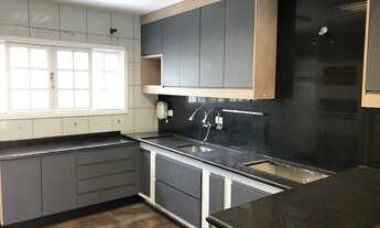 Imagem 4: Casa Comercial para Locação em Itajaí, Centro, 4 dormitórios, 1 suíte, 3 banheiros, 2 vaga