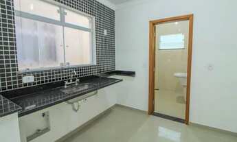 Imagem 3: Casa de condomínio sobrado para venda tem 190 metros quadrados com 3 quartos