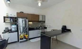 Imagem 6: Oportunidade - Casa Sobrado - Jardim do Vale - Jacareí - 5 Dormitórios - 190m²