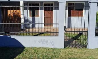 Imagem 3: Ótima casa, 2 dorm c/ garagem p/ 2 carros no Bairro Parque Pinheiro Machado