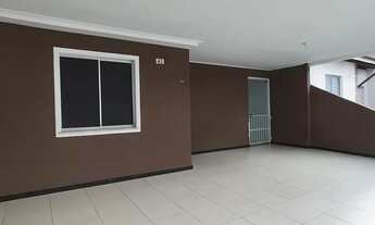 Imagem 3: Linda casa aconchegante sendo 2/4 com lateral e garagem coberta e 05 minutos do Shopping B