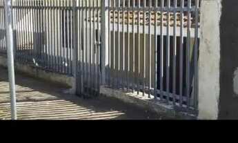 Imagem 6: Casa em terreno de 242 MTS em Avenida principal do bairro