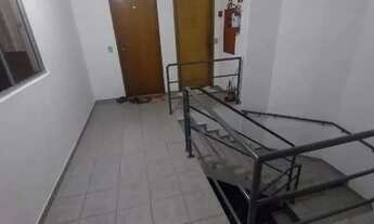 Imagem 4: Apartamento á venda com 2 quartos no bairro Sitio Cercado em Curitiba - PR