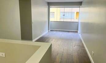 Imagem 3: Apartamento Reformado no Portão 3 Quartos, Sacada e Garagem Coberta! Oportunidade!