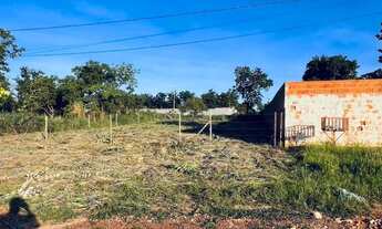 Imagem 5: Dois terrenos a venda