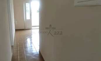 Imagem 4: Oportunidade - Casa Residencial / Comercial - Sobreloja - Bosque dos Eucaliptos - 3 Dormit