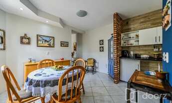 Imagem 2: Imóvel na das Caravelas com 4 dormitórios e 250m²